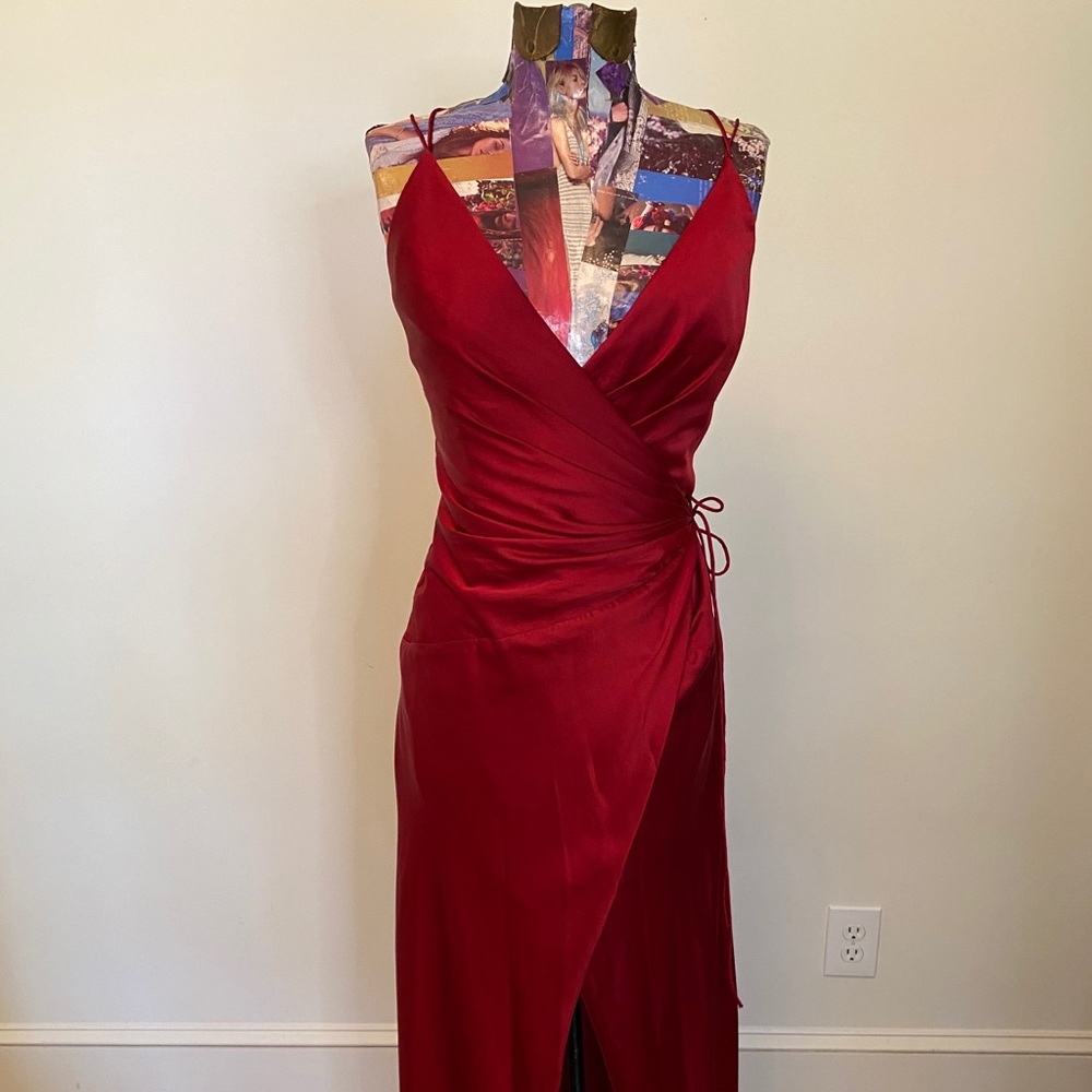 Fame and partners red satin Christmas dress sexy 2